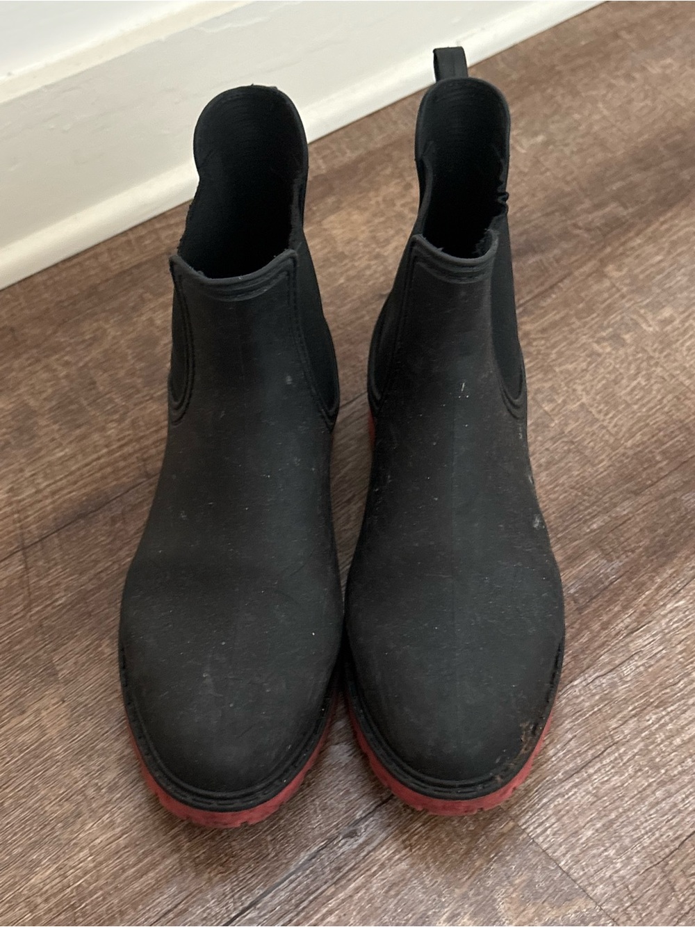 Men's Black Chukka Boots with Red Sole